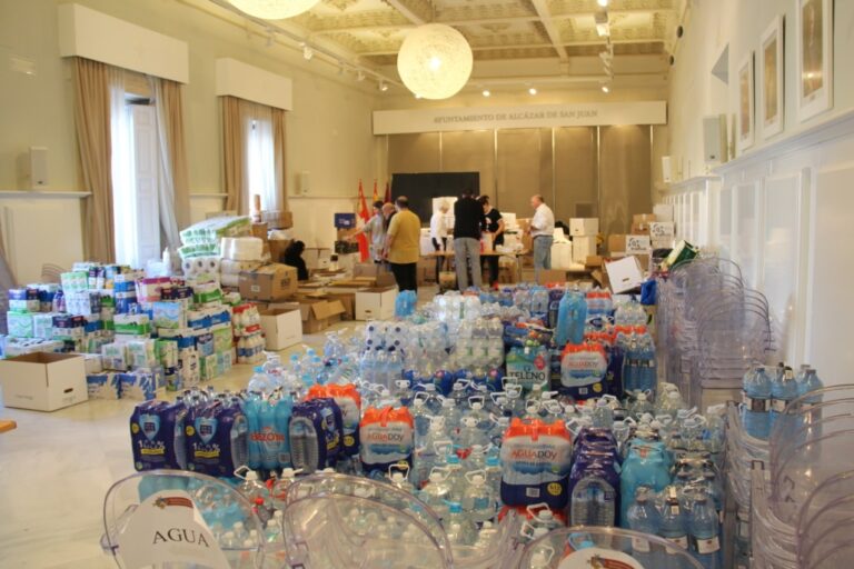 Solidaridad en Alcázar de San Juan: Ciudadanía Se Vuelca en Apoyo a Afectados por la DANA