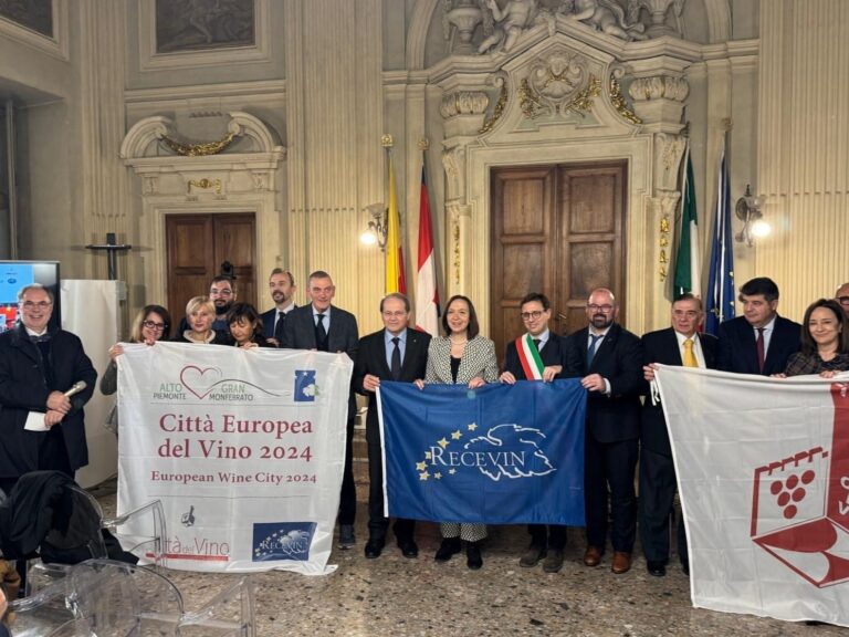 Rosa Melchor Lidera Clausura del Año Europeo del Vino 2024 en Italia como Presidenta de RECEVIN