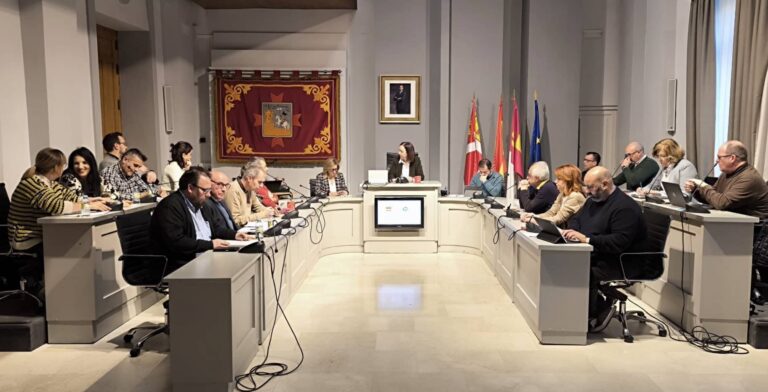 El Pleno Extraordinario Aprueba los Presupuestos Municipales para 2025