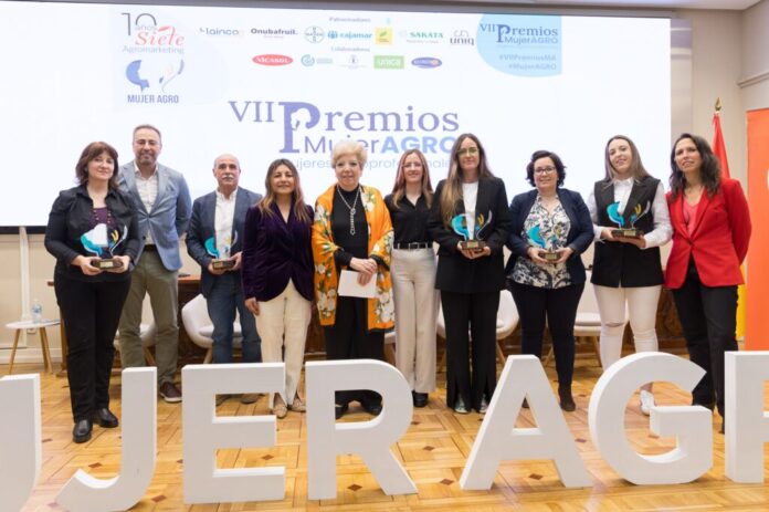 Los Premios MujerAGRO reconocen el talento y el impulso de la mujer al sector agroalimentario