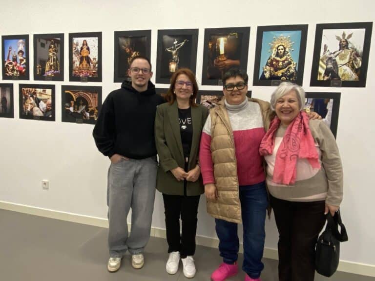 Abre sus puertas la exposición ‘Fotografías de Semana Santa’ en el Centro Cívico de Alcázar de San Juan