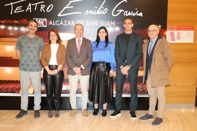 Conmovedora Despedida: Celebración de Graduación de Alumnos de FP en IES Juan Bosco de Alcázar de San Juan