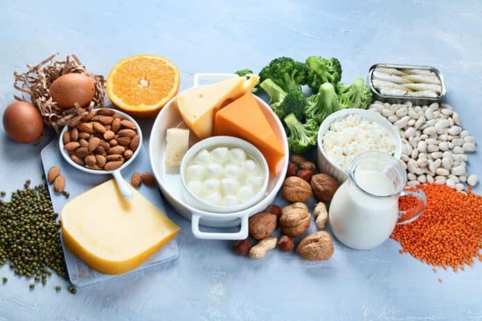 Eider Sánchez, nutricionista de Policlínica Gipuzkoa: "Los alimentos ricos en calcio, zinc, magnesio y proteínas son clave en la prevención de la osteoporosis"