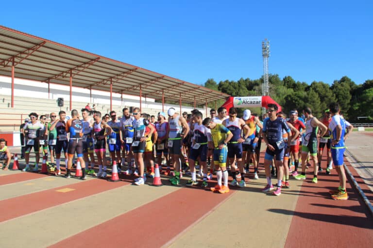 Éxito en Alcázar: El Club Triatlón celebra su primer Duatlón Estándar con casi 80 participantes