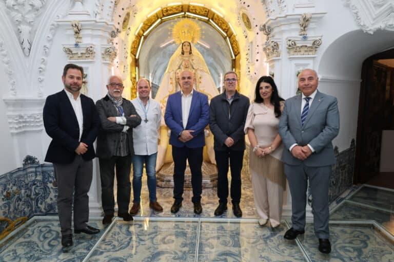 Alcázar de San Juan Inicia Mayo Solicitando Permiso a su Patrona para Entonar los Mayos