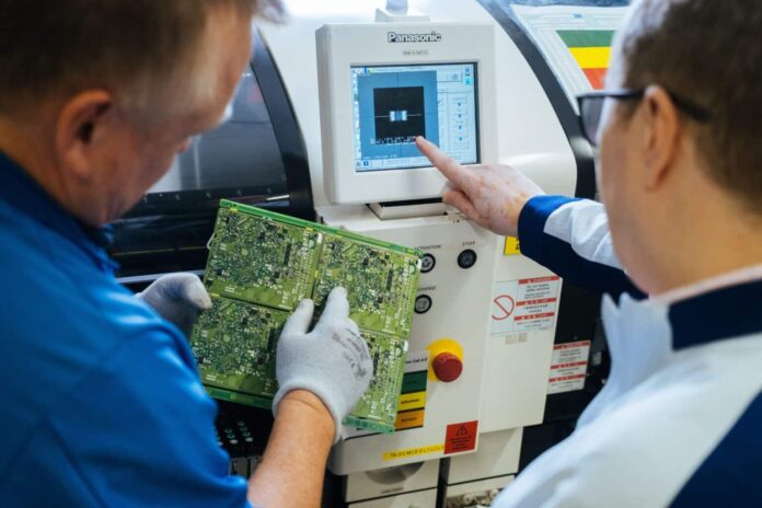 Panasonic impulsa un soporte inigualable para ZF Automotive