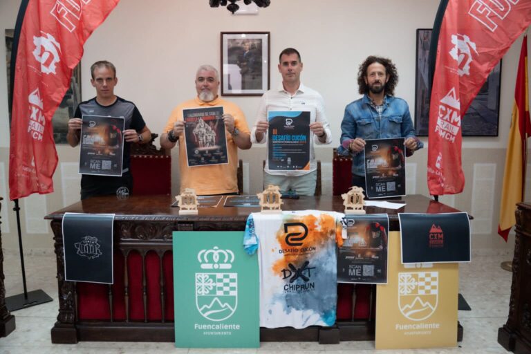 Presentación Oficial en el Salón de Plenos: Un Encuentro con la Comunidad