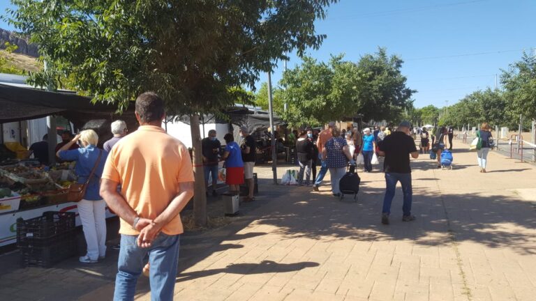 Cambio de Fecha del Mercadillo Semanal por el Feriado de Todos los Santos: Se Celebrará el Viernes