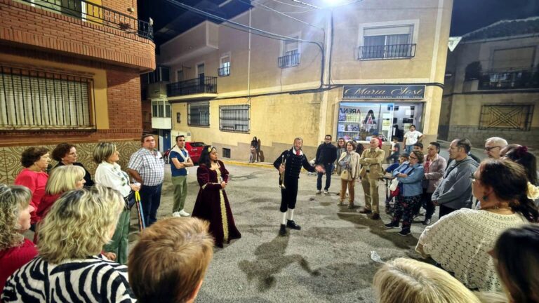 Cientos de personas de Carrizosa y la comarca iluminaron la Tornaboda ‘Celebración Cervantina’