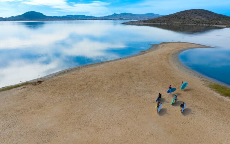 Explora las Bellezas de la Costa Cálida en Otoño