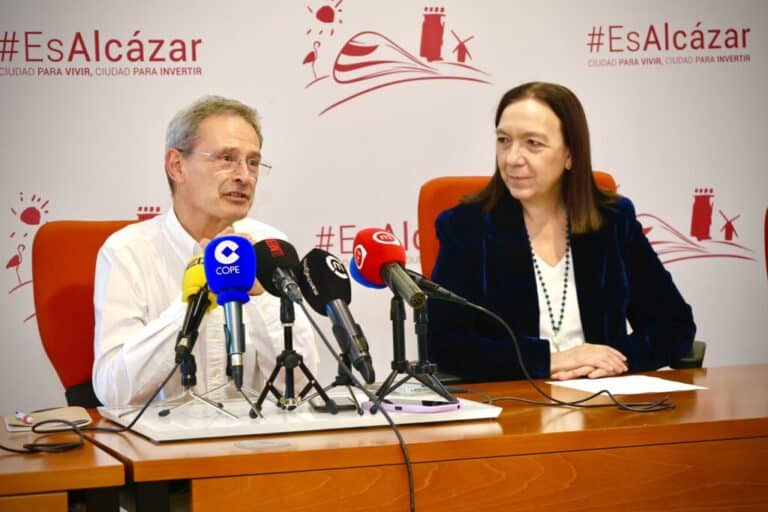 El Ayuntamiento de Alcázar de San Juan y Cruz Roja Refuerzan su Alianza para Potenciar la Atención Social en el Municipio