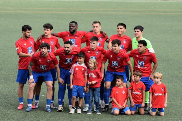 El EMERS Sporting deslumbra en casa y se impone al CD Quintanar con un contundente 3-0