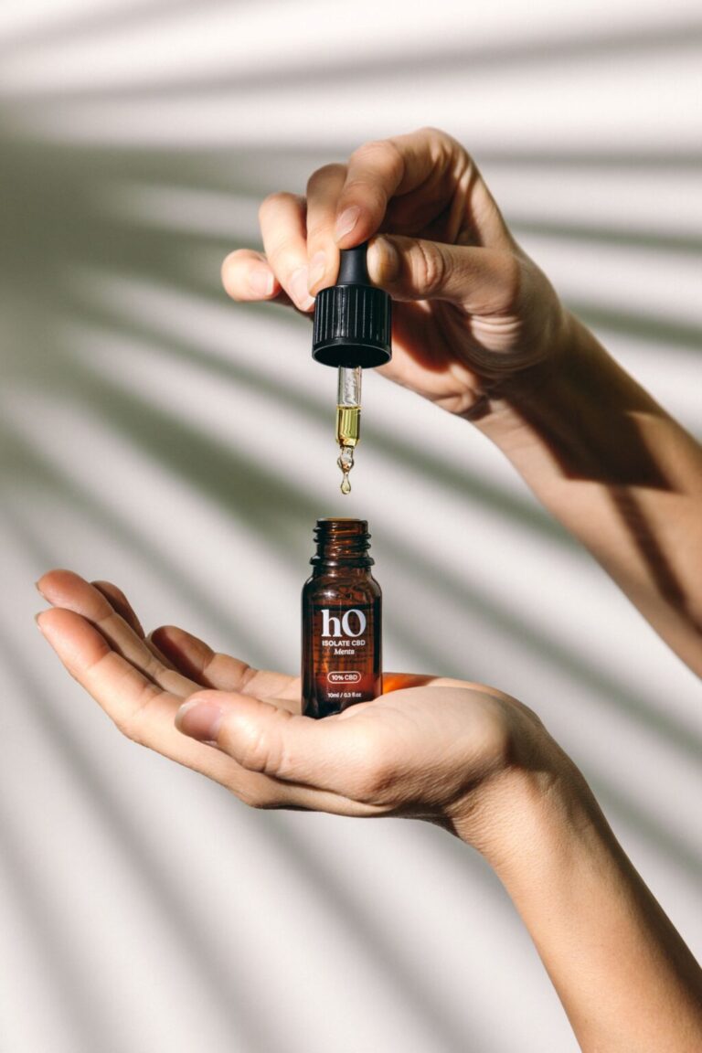 ProfesorCBD Cumple Siete Años y Ha Atendido a Más de 110,000 Clientes en 13 Países