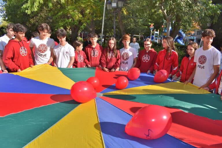 Puertollano Se Une en Contra de la Miseria Global y los Conflictos Bélicos