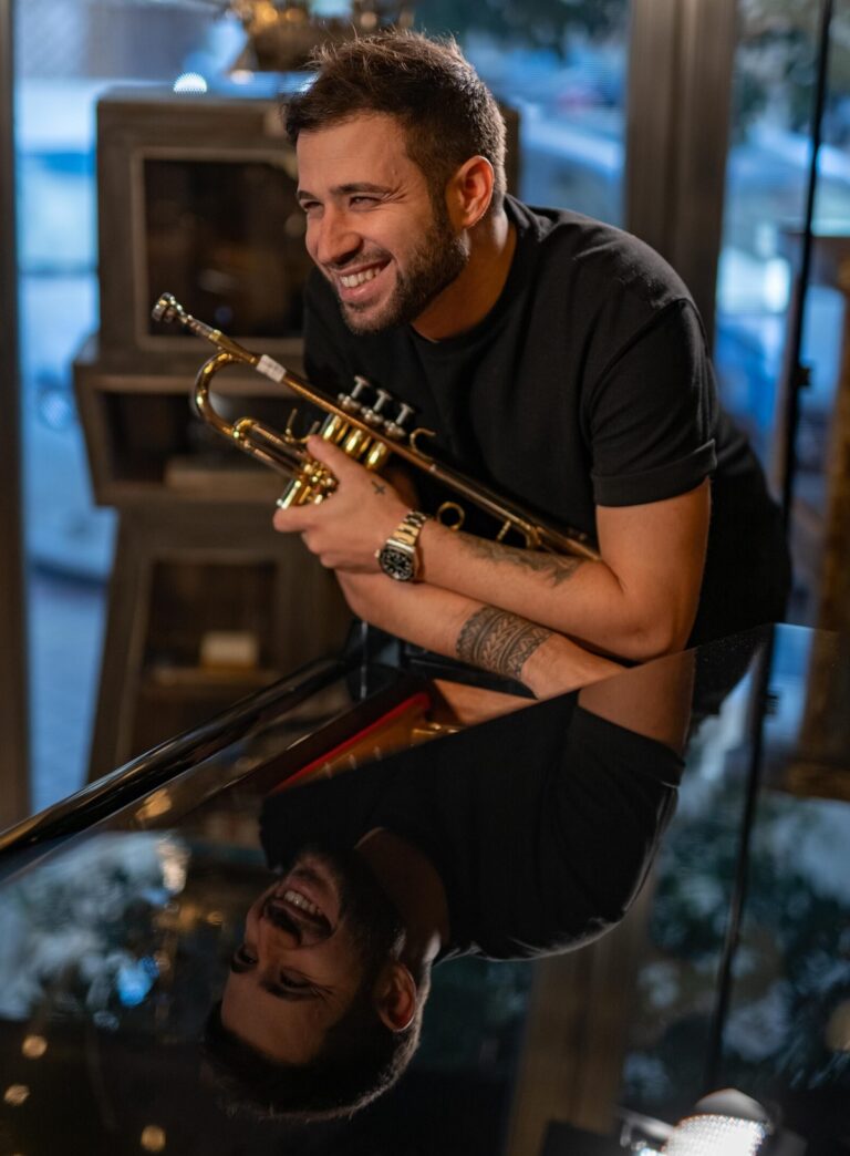 Rubén Simeó, Trompetista de Renombre, Se Une a la Banda Sinfónica en un Concierto Imperdible