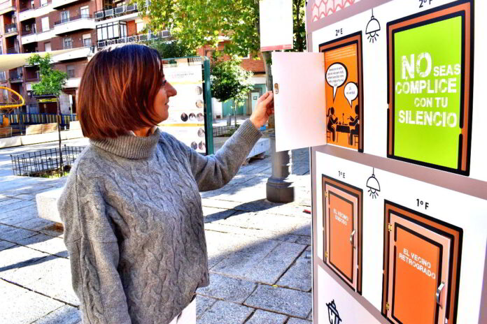 Impacto Visual en la Ciudad: Una Exposición que Confronta la