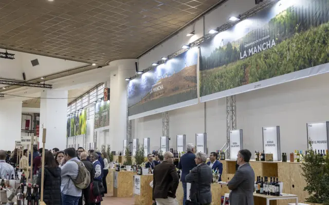 Pabellón de los vinos DO La Mancha en la Barcelona Wine Week 2026