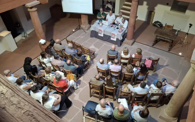 Presentacion del libro Cinco Casas. Breve mirada a su historia en el Museo Casa del Hidalgo de Alcazar de San Juan